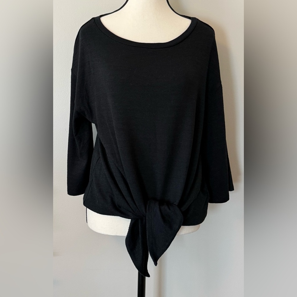 GAP Black scoop Neck Sweater with Tie Detail